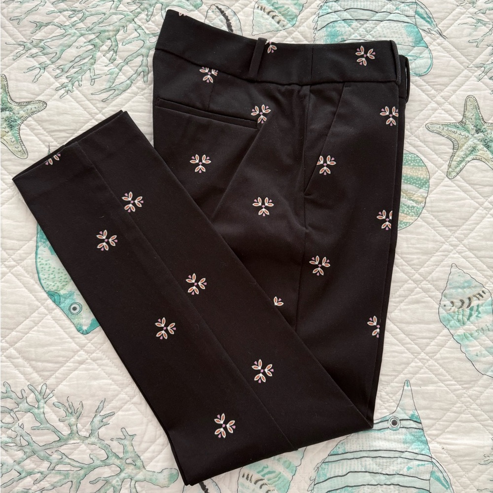 Ann Taylor Black Skinny Pants with Pink Floral Embroidery